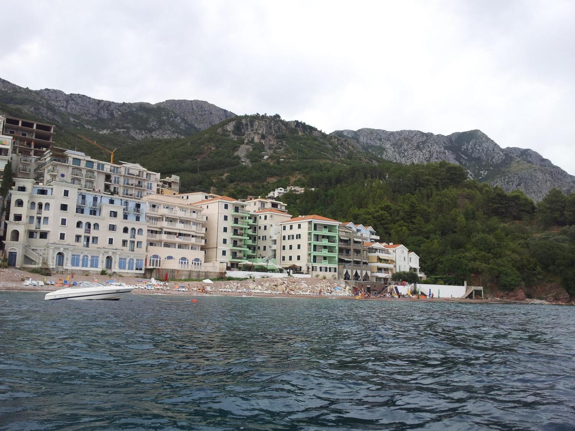 Apartments Lungo Mare Sveti Stefan Exterior photo