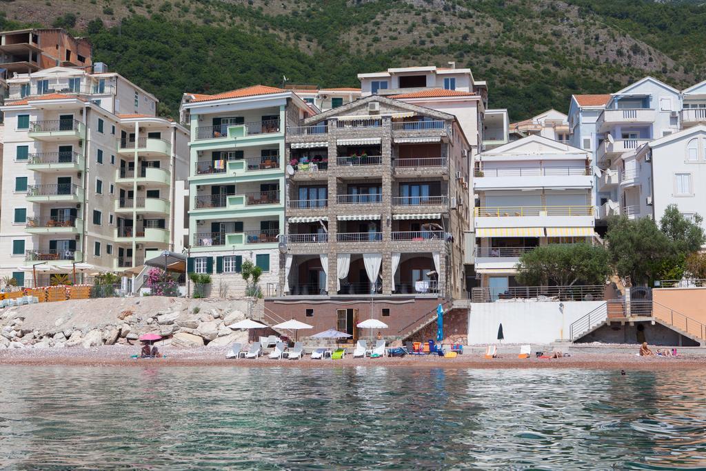 Apartments Lungo Mare Sveti Stefan Exterior photo